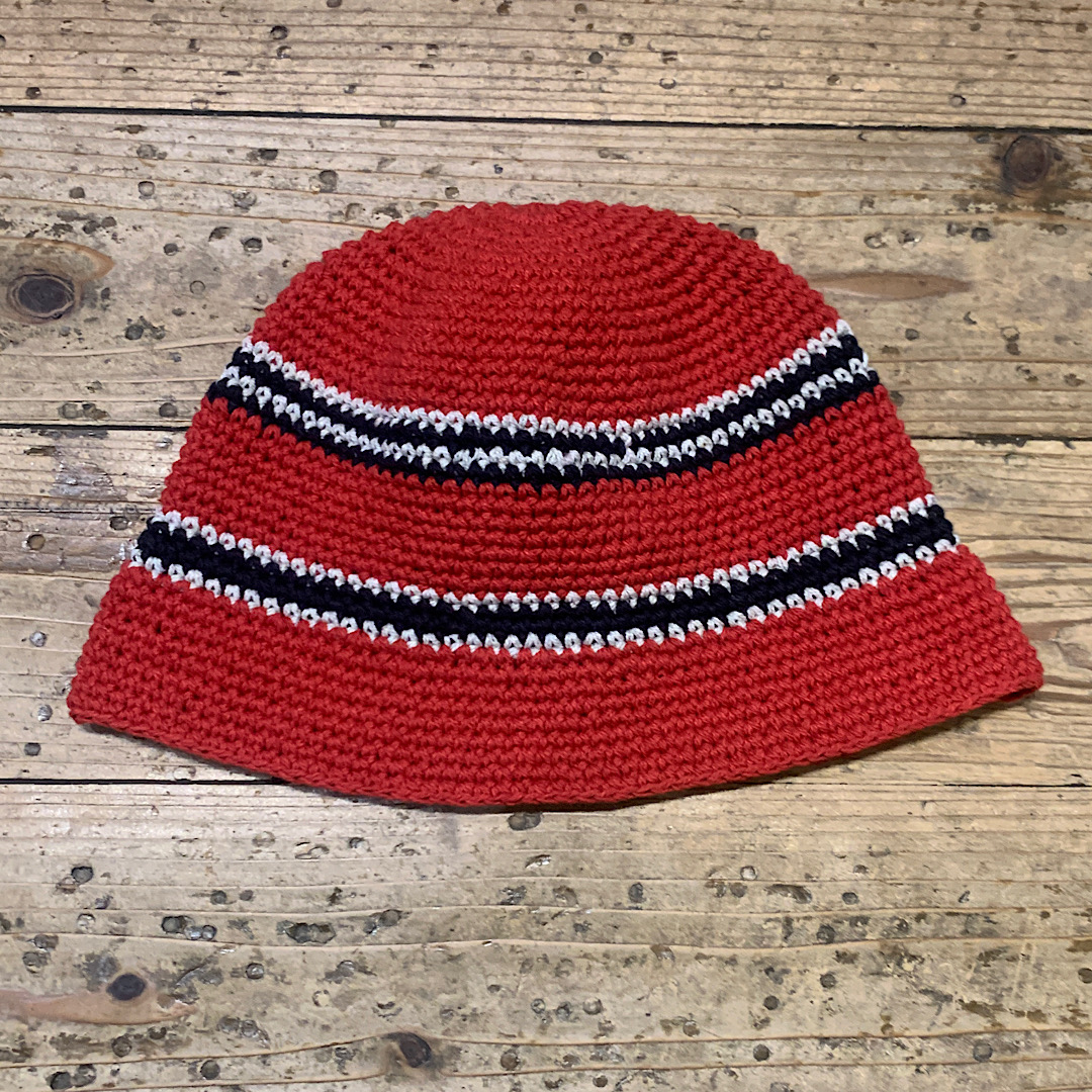 RADICAL Hand Knitted Hat(Red)